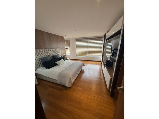 Apartamento de 4 alcobas en arriendo en El Tesoro, Medellín, 198 m² · foto 18 de 24