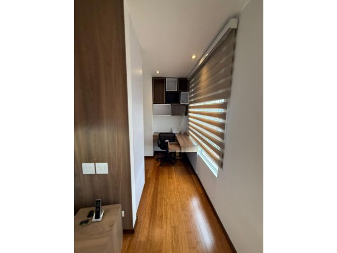 Apartamento de 4 alcobas en arriendo en El Tesoro, Medellín, 198 m² · foto 19 de 24