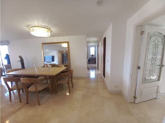 Apartamento de 3 alcobas en arriendo en El Tesoro, Medellín, 145 m² · foto 8 de 24
