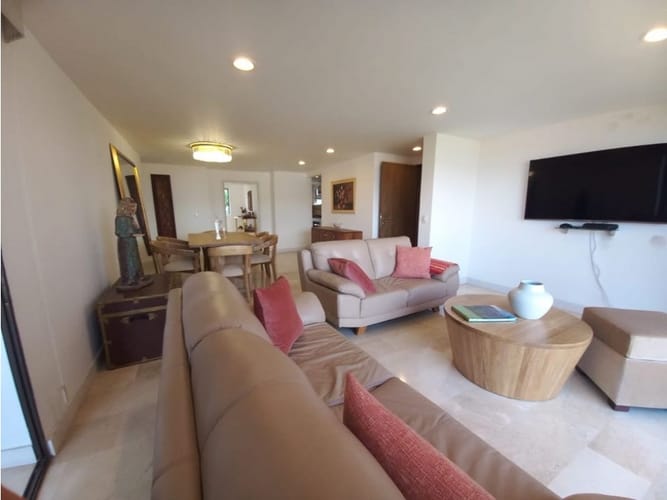 Apartamento de 3 alcobas en arriendo en El Tesoro, Medellín, 145 m² · foto 12 de 24