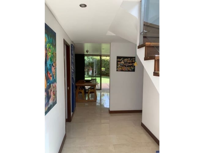 Casa de 3 alcobas en arriendo en El Poblado, Medellín, 210 m² · foto 2 de 20