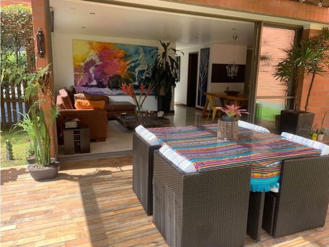 Casa de 3 alcobas en arriendo en El Poblado, Medellín, 210 m² · foto 4 de 20