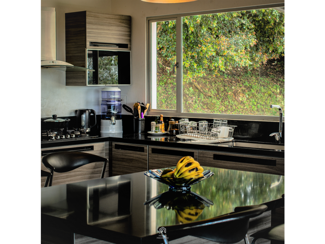 Casa de 5 alcobas en venta en Llano Grande, Rionegro, 366 m² · foto 4 de 8