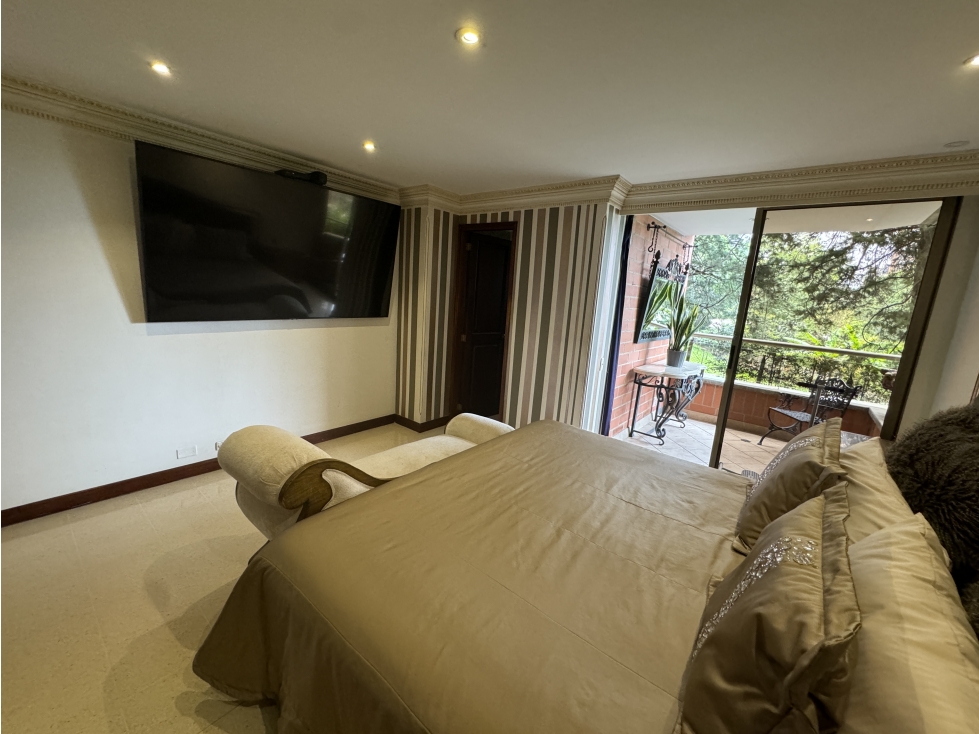 Apartamento en arriendo en El Poblado, Medellín · foto 6 de 24