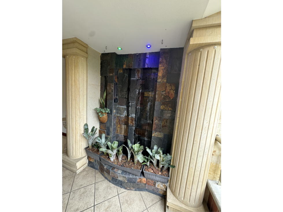 Apartamento en arriendo en El Poblado, Medellín · foto 16 de 24