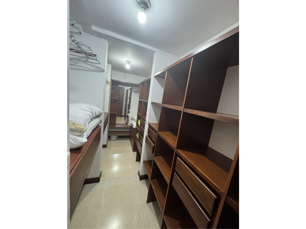 Apartamento en arriendo en El Poblado, Medellín · foto 20 de 24
