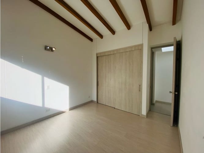 Casa de 3 alcobas en venta en Llano Grande, Rionegro, 165 m² · foto 19 de 24