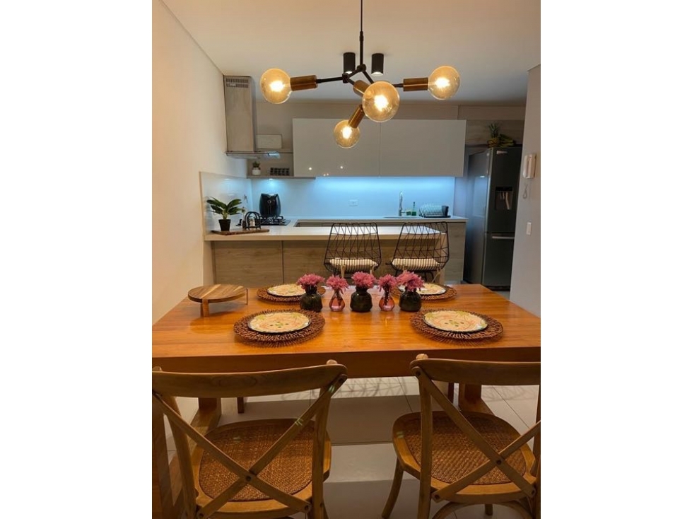 Apartamento en venta en Zona Centro, Envigado · foto 3 de 15