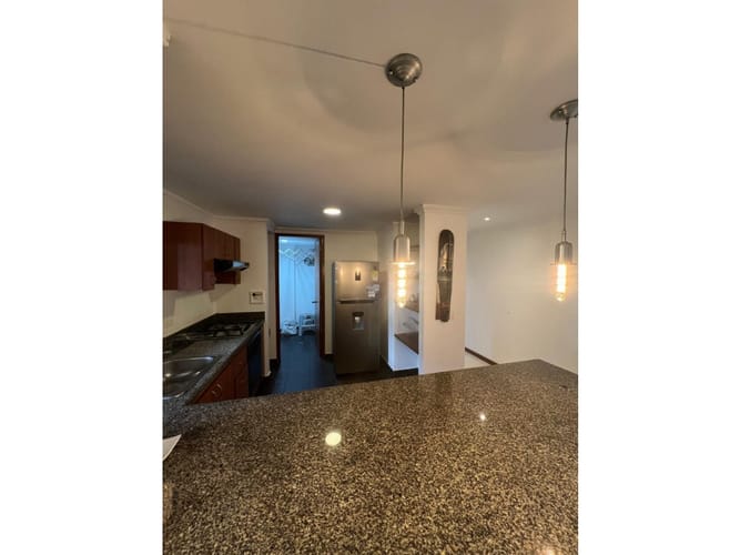 Apartamento de 1 alcoba en venta en Los Naranjos, Medellín, 94 m² · foto 14 de 17