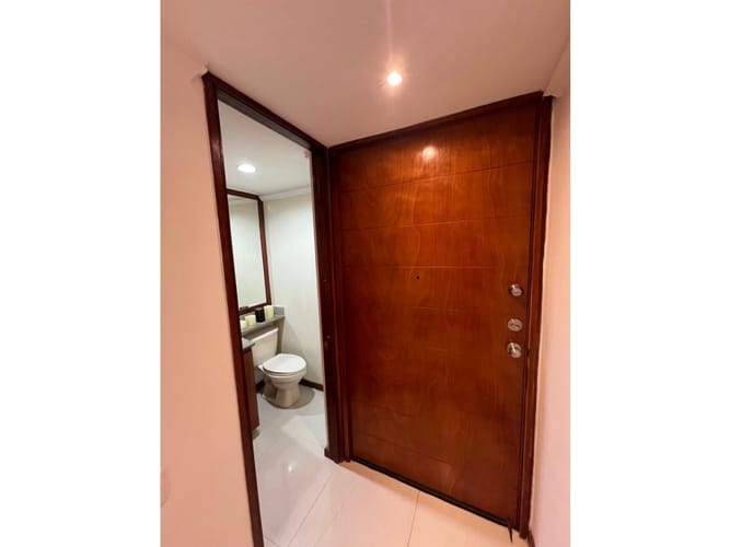 Apartamento de 1 alcoba en venta en Los Naranjos, Medellín, 94 m² · foto 17 de 17