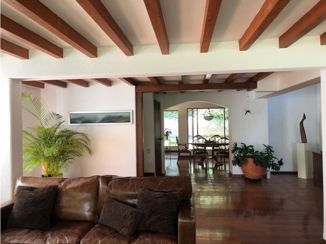 Casa de 2 alcobas en arriendo en La Candelaria, Medellín, 280 m² · foto 4 de 24