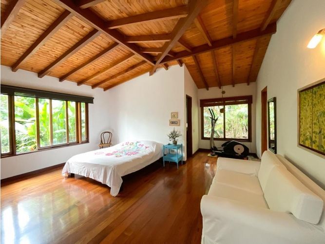 Casa de 2 alcobas en arriendo en La Candelaria, Medellín, 280 m² · foto 5 de 24