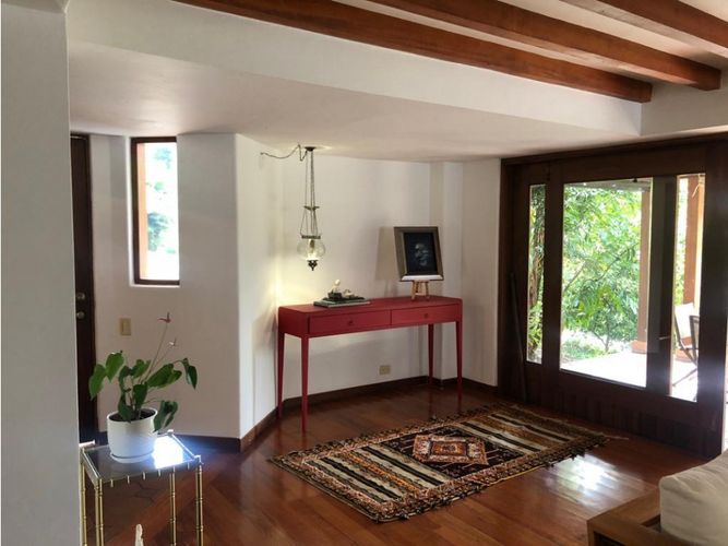 Casa de 2 alcobas en arriendo en La Candelaria, Medellín, 280 m² · foto 6 de 24