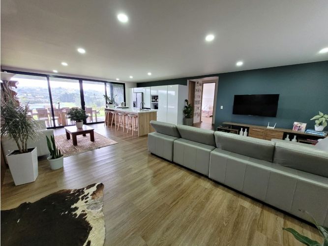 Casa de 4 alcobas en venta en Vía Las Palmas, Envigado, 500 m² · foto 4 de 24