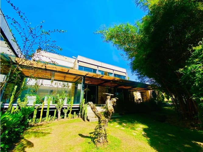 Casa de 5 alcobas en arriendo en El Capiro, Rionegro, 550 m² · foto 3 de 24