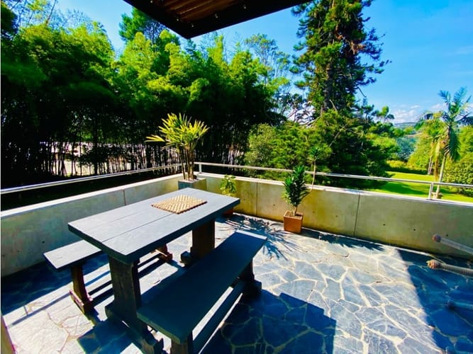 Casa de 5 alcobas en arriendo en El Capiro, Rionegro, 550 m² · foto 6 de 24