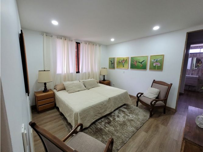 Casa de 4 alcobas en venta en Vía Las Palmas, Envigado, 500 m² · foto 15 de 24