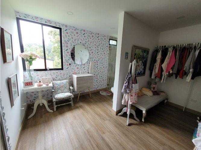 Casa de 4 alcobas en venta en Vía Las Palmas, Envigado, 500 m² · foto 18 de 24
