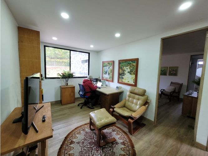 Casa de 4 alcobas en venta en Vía Las Palmas, Envigado, 500 m² · foto 19 de 24