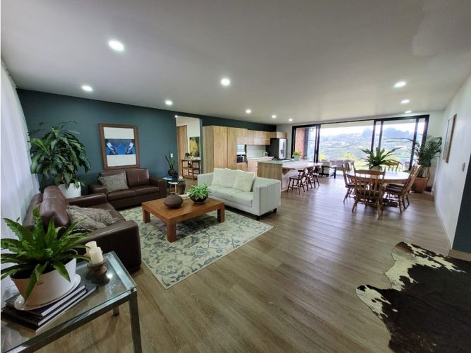 Casa de 4 alcobas en venta en Vía Las Palmas, Envigado, 500 m² · foto 20 de 24
