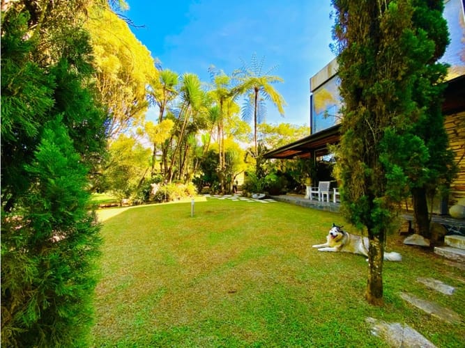 Casa de 5 alcobas en arriendo en El Capiro, Rionegro, 550 m² · foto 13 de 24