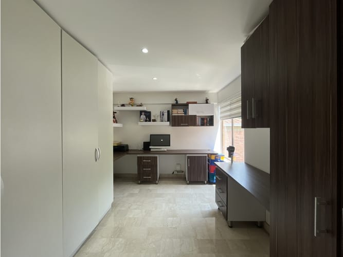 Casa en venta en Loma Benedictinos, Envigado · foto 17 de 22