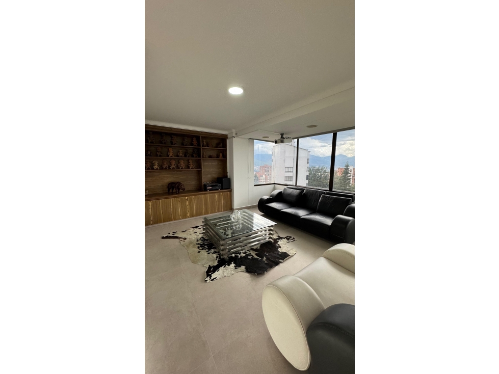 Apartamento en arriendo en El Poblado, Medellín · foto 7 de 24