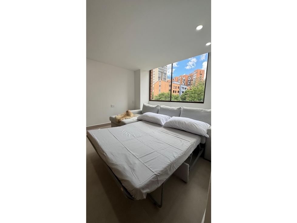 Apartamento en arriendo en El Poblado, Medellín · foto 8 de 24