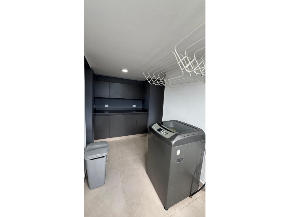 Apartamento en arriendo en El Poblado, Medellín · foto 13 de 24