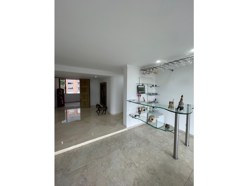 Apartamento en arriendo en El Poblado, Medellín · foto 18 de 24