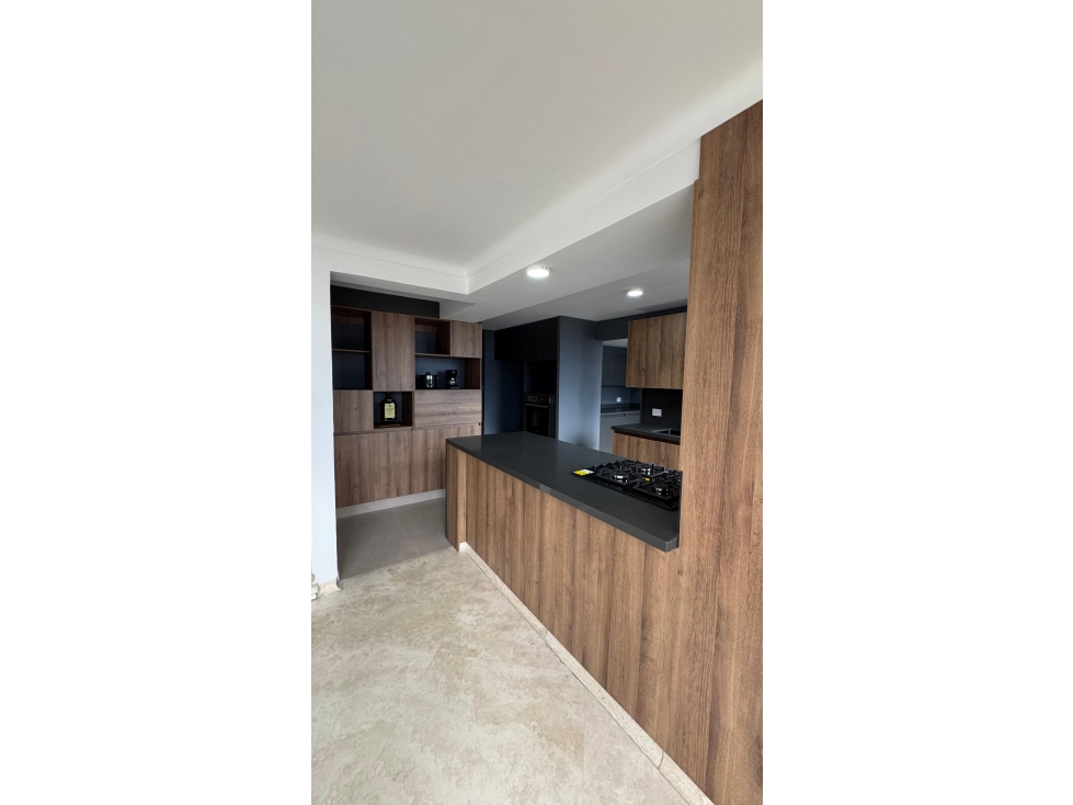 Apartamento en arriendo en El Poblado, Medellín · foto 20 de 24