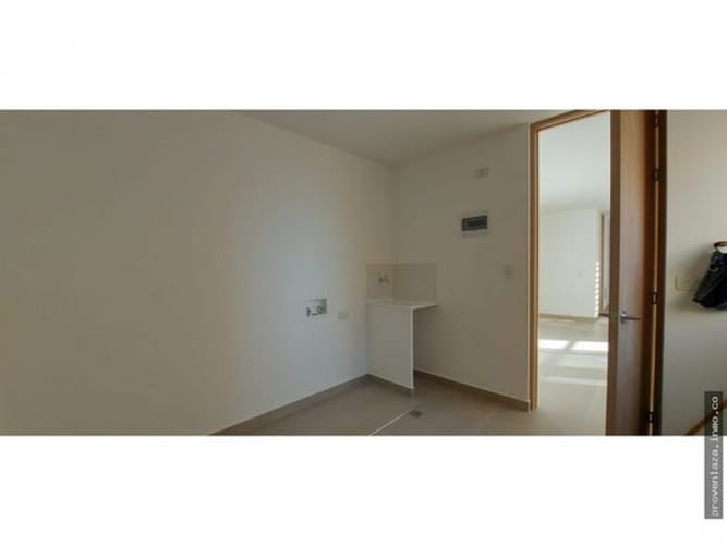 Apartamento de 2 alcobas en venta en Centro, Rionegro, 79 m² · foto 6 de 17