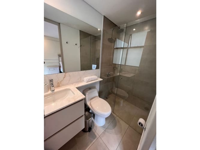 Apartamento de 2 alcobas en arriendo en La Florida, Medellín, 87 m² · foto 8 de 23