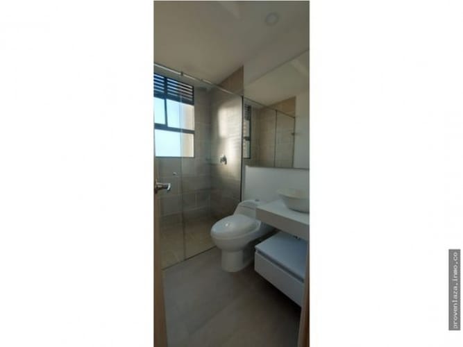 Apartamento de 2 alcobas en venta en Centro, Rionegro, 79 m² · foto 15 de 17