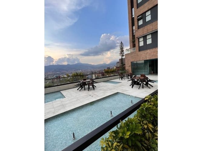 Apartamento de 2 alcobas en arriendo en La Florida, Medellín, 87 m² · foto 17 de 23