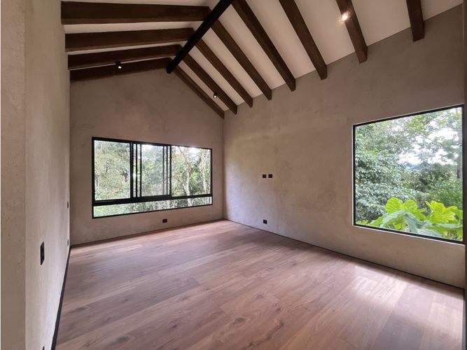Casa de 3 alcobas en arriendo en El Capiro, Rionegro, 280 m² · foto 3 de 18