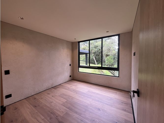 Casa de 3 alcobas en arriendo en El Capiro, Rionegro, 280 m² · foto 10 de 18