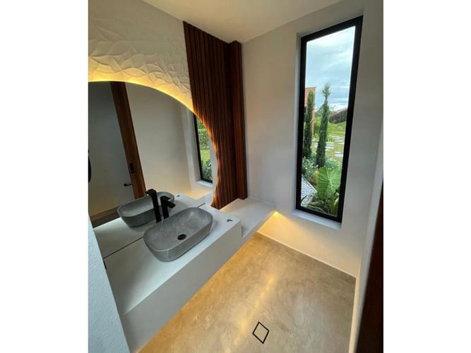 Casa de 4 alcobas en venta en El Porvenir, Rionegro, 350 m² · foto 10 de 24