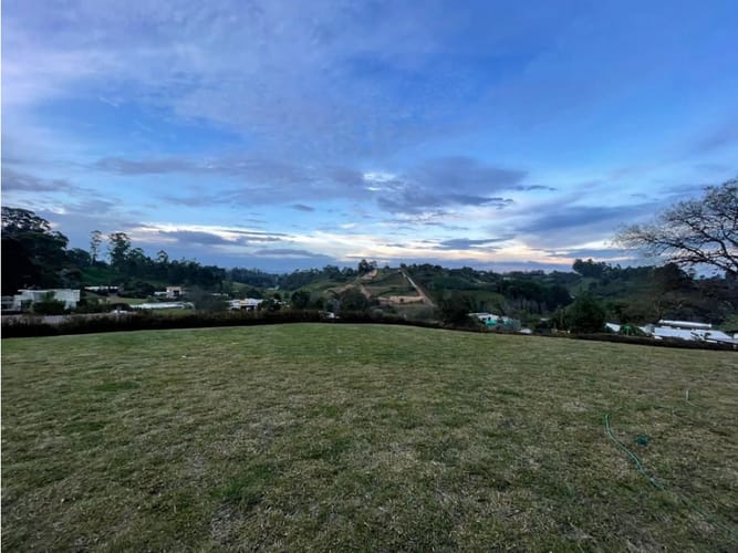Casa de 4 alcobas en venta en El Porvenir, Rionegro, 350 m² · foto 24 de 24