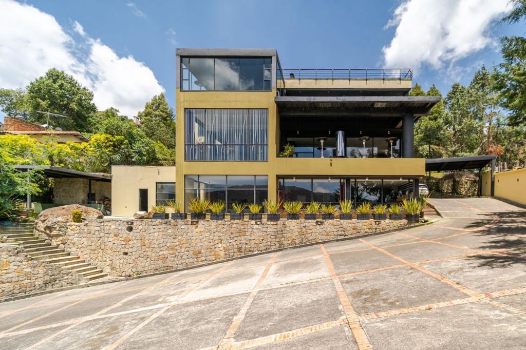 Casa en venta en El Libano, La Calera · foto 12 de 14