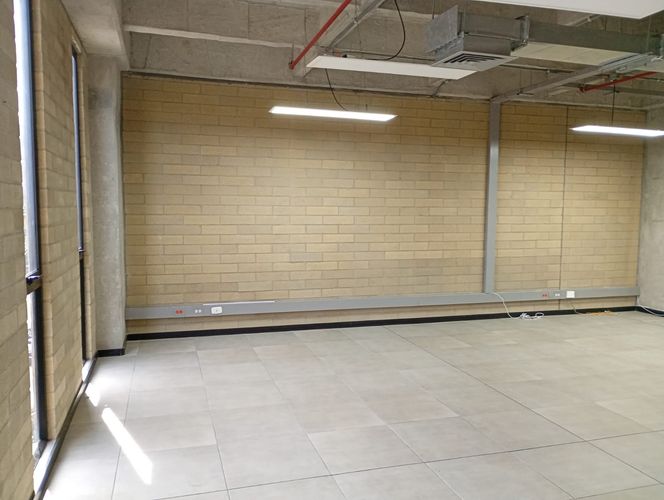 Oficina en arriendo en Cristo Rey, Medellín, 70 m² · foto 7 de 11