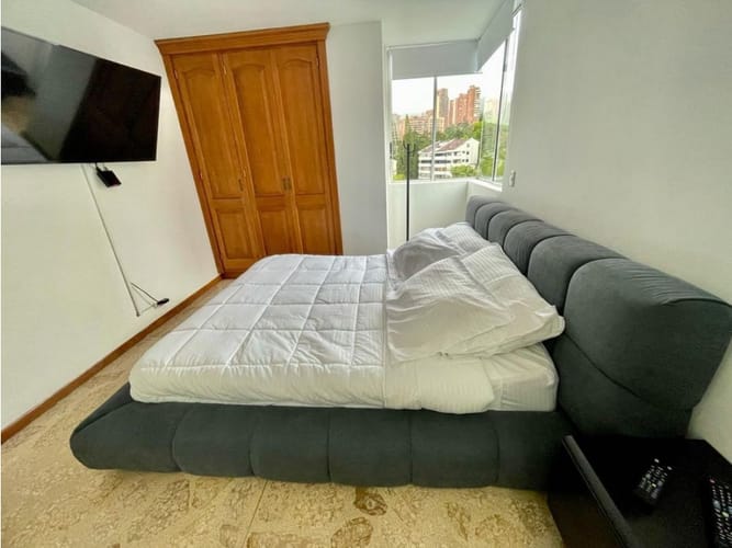 Apartamento de 2 alcobas en arriendo en El Tesoro, Medellín, 65 m² · foto 4 de 10