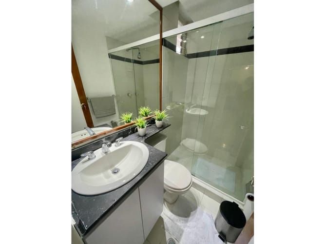 Apartamento de 2 alcobas en arriendo en El Tesoro, Medellín, 65 m² · foto 9 de 10