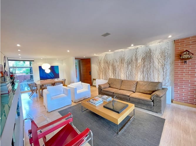 Apartamento de 2 alcobas en arriendo en Montessori, Medellín, 150 m² · foto 3 de 13