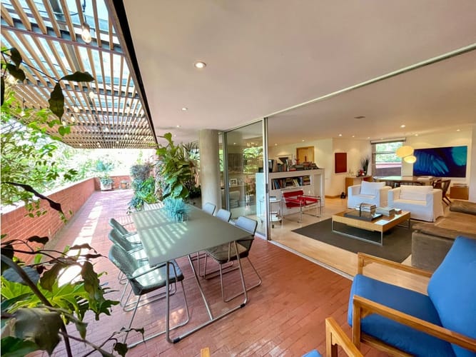 Apartamento de 2 alcobas en arriendo en Montessori, Medellín, 150 m² · foto 7 de 13