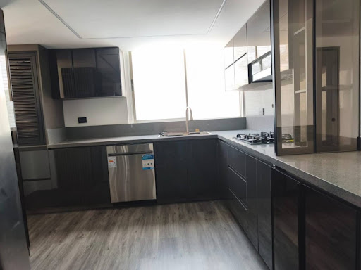 Apartamento en arriendo en Los Balsos, Medellín · foto 3 de 21
