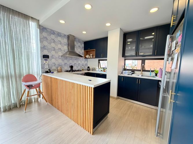 Apartamento de 1 alcoba en venta en Los Rosales, Bogotá, 182 m² · foto 9 de 19
