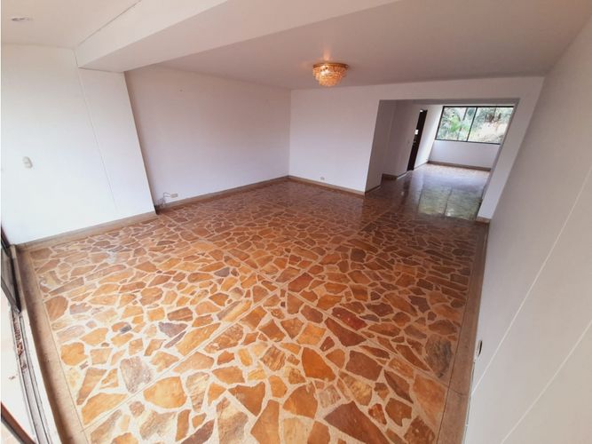 Apartamento de 3 alcobas en venta en Los Balsos, Medellín, 200 m² · foto 6 de 24