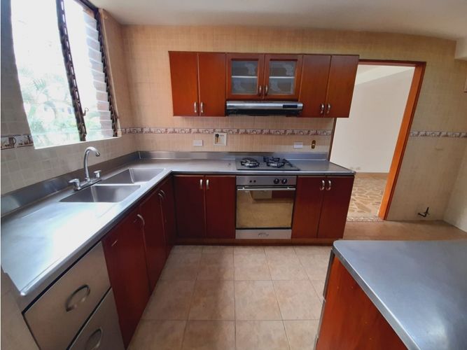 Apartamento de 3 alcobas en venta en Los Balsos, Medellín, 200 m² · foto 7 de 24