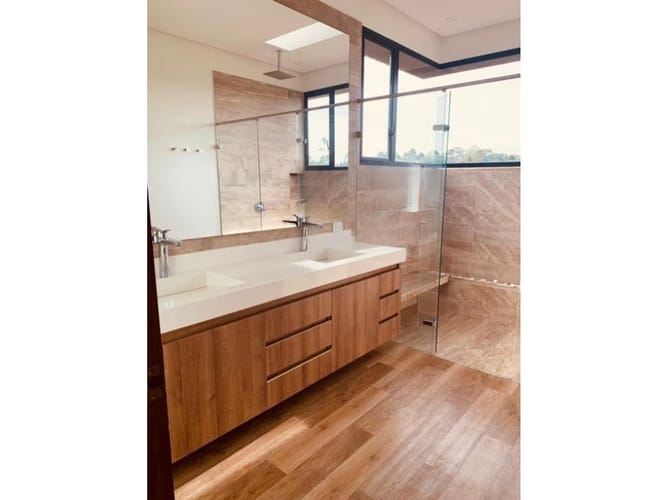 Casa de 4 alcobas en venta en Llano Grande, Rionegro, 410 m² · foto 10 de 15